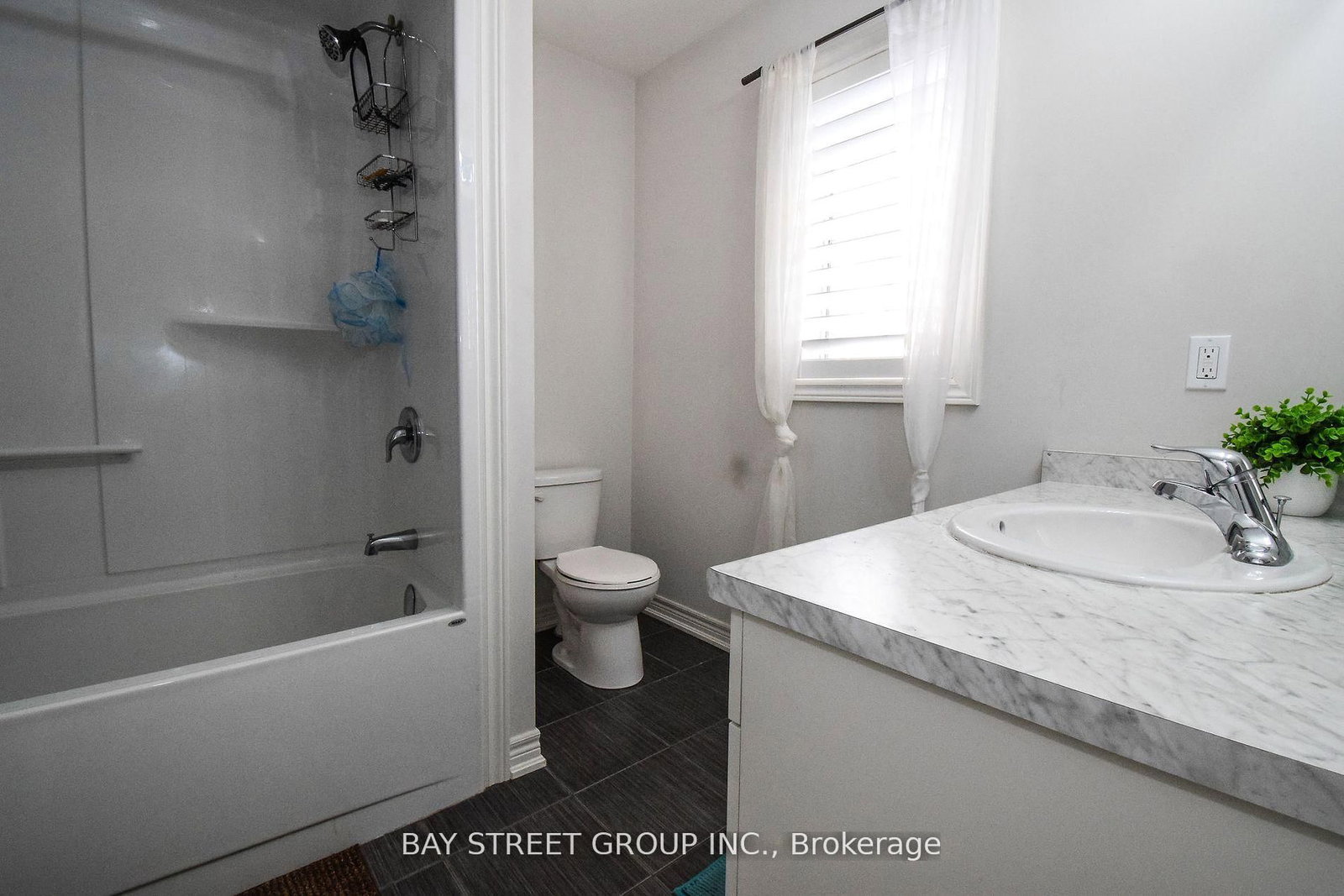 490 Silverwood Avenue • Welland, ON photo 31