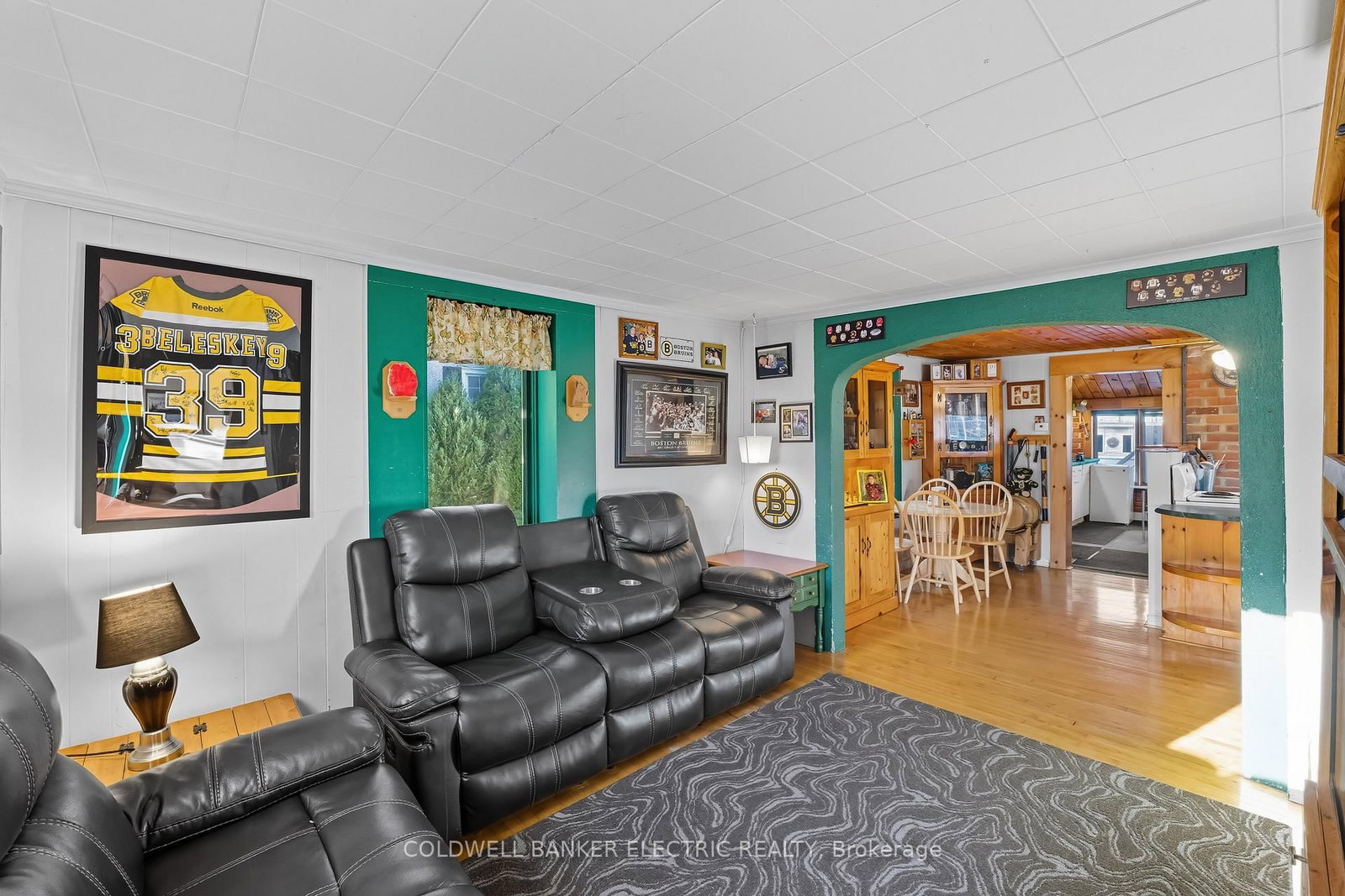 59 Centre Street N - Photo 19