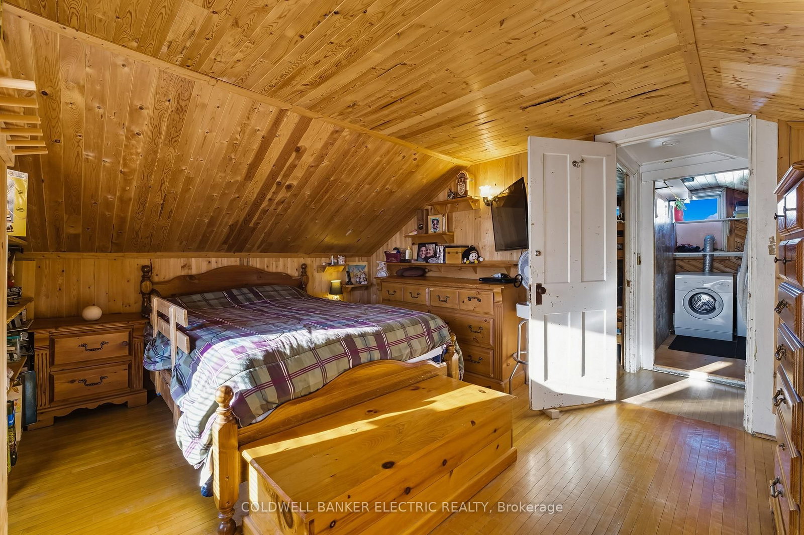 59 Centre Street N - Photo 31