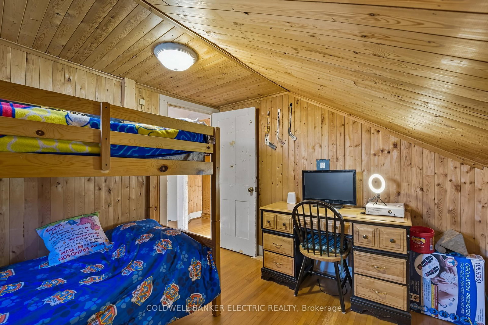 59 Centre Street N - Photo 33