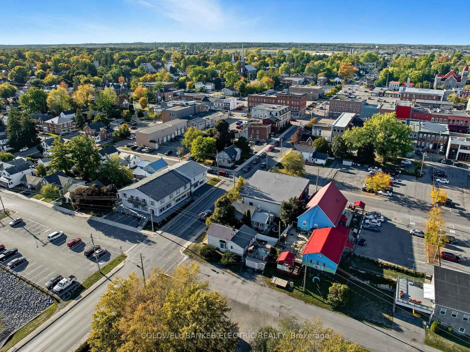 59 Centre Street N - Photo 49