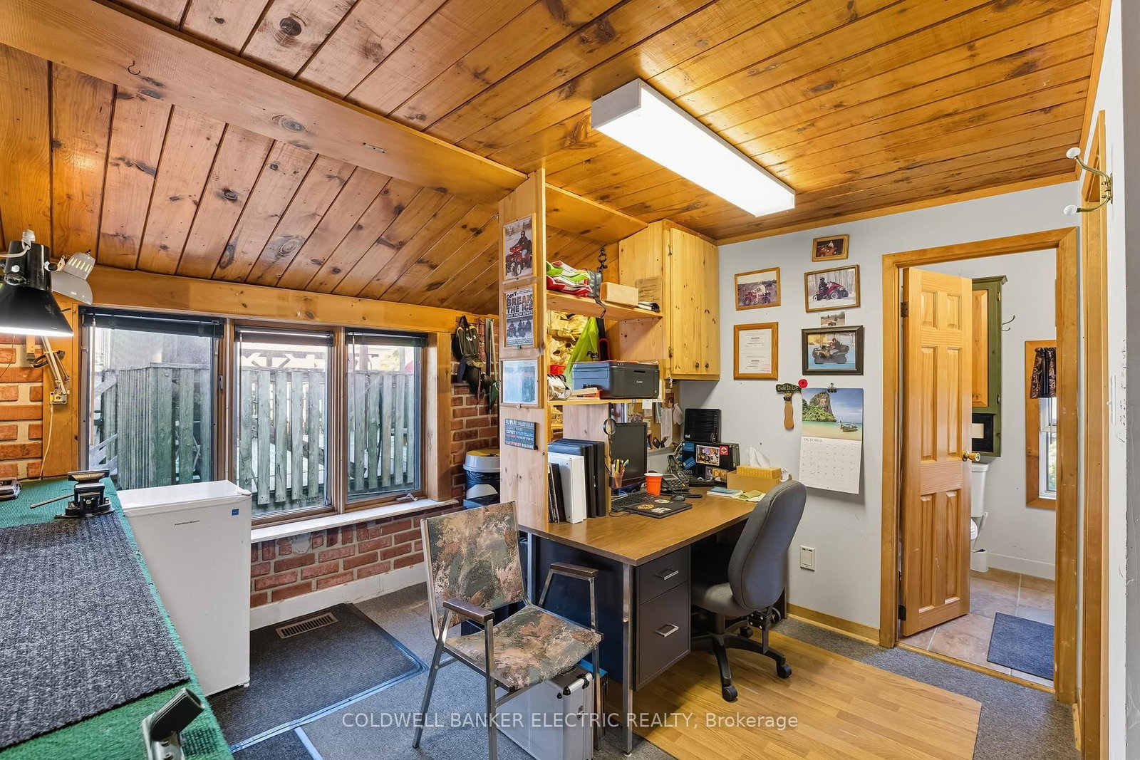 59 Centre Street N - Photo 12