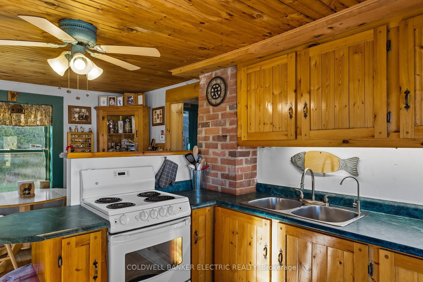 59 Centre Street N - Photo 22