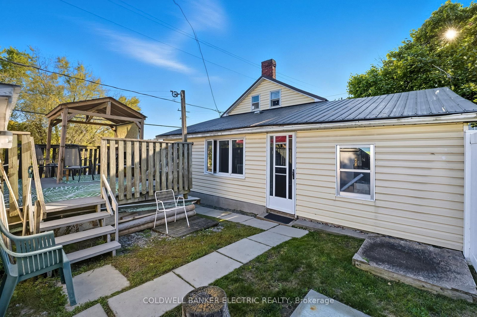 59 Centre Street N - Photo 41