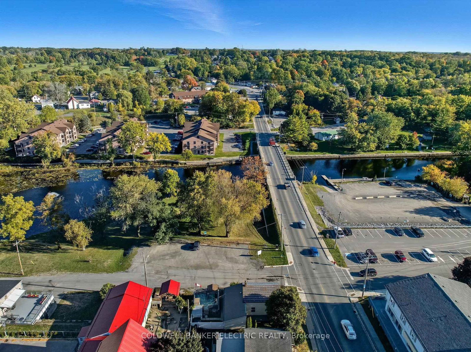 59 Centre Street N - Photo 47