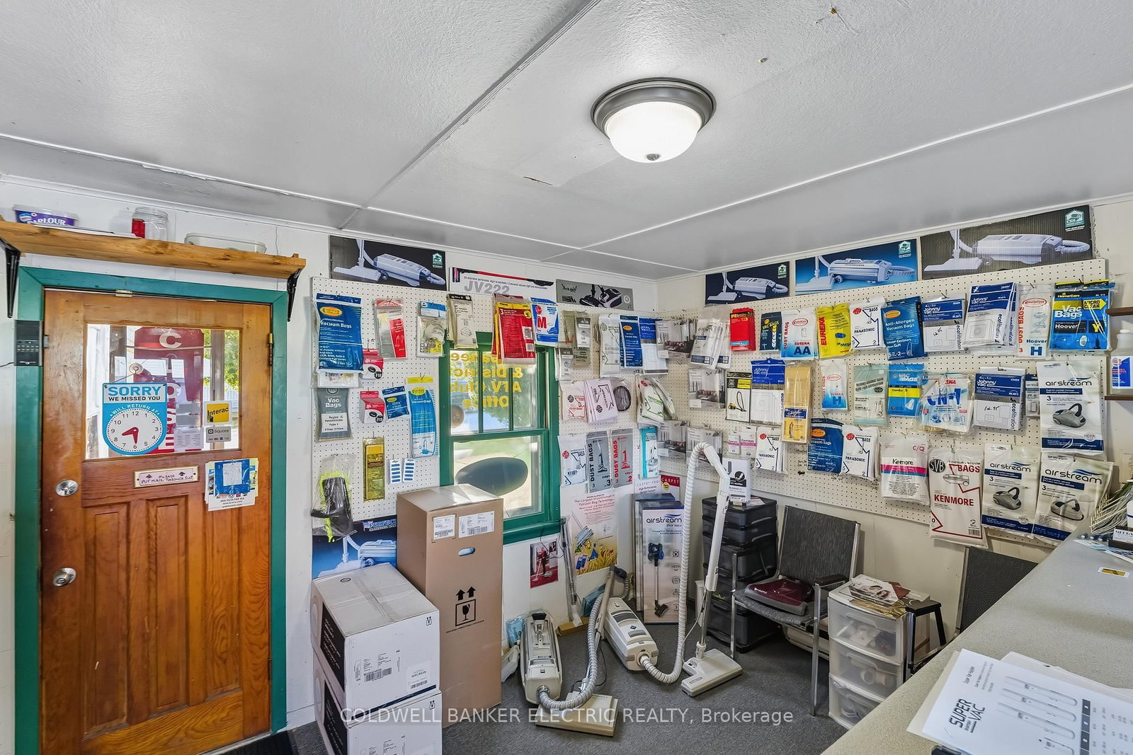 59 Centre Street N - Photo 9