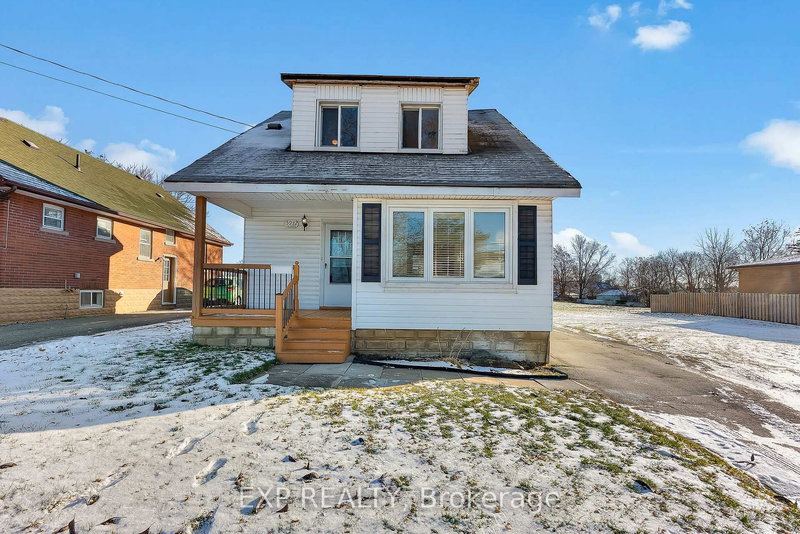 5932 Carlton Ave, Niagara Falls, L2G 5J5 | Image 3