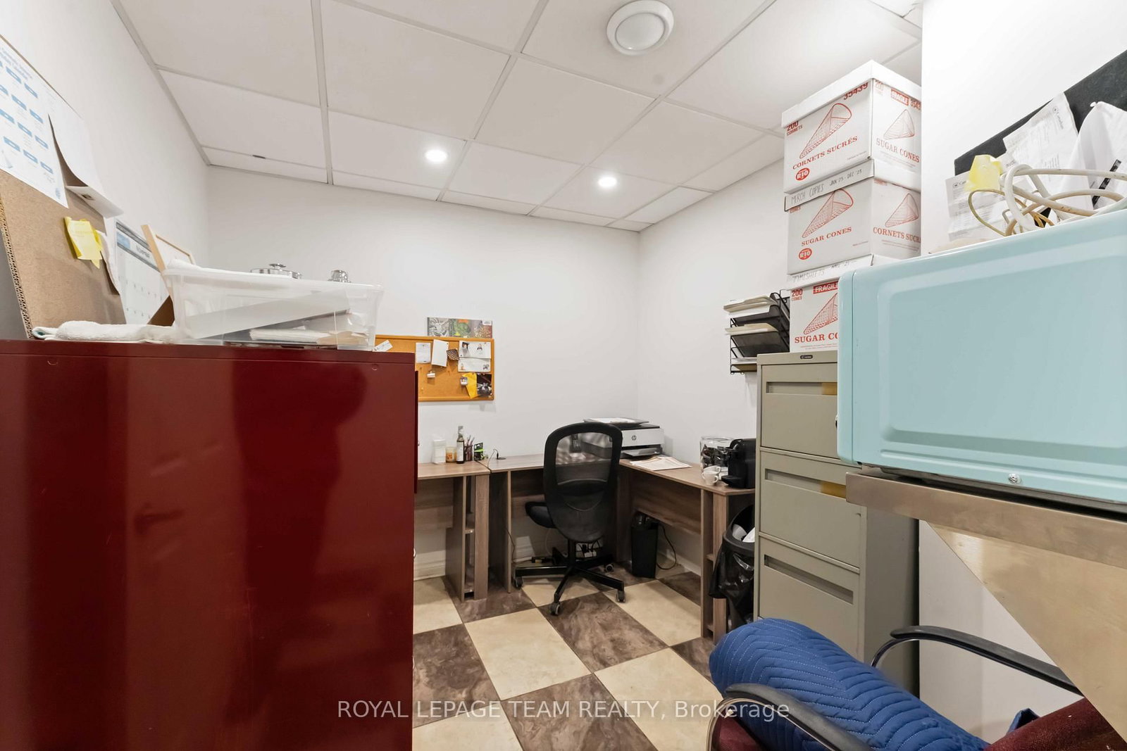 806 March Road E - Photo 19