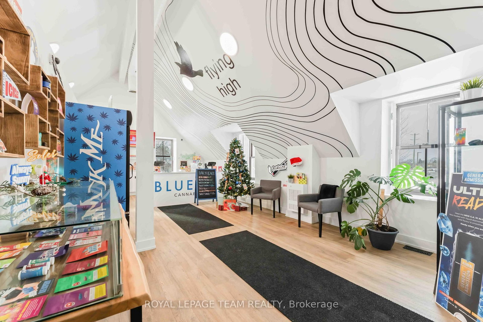 806 March Road E - Photo 6