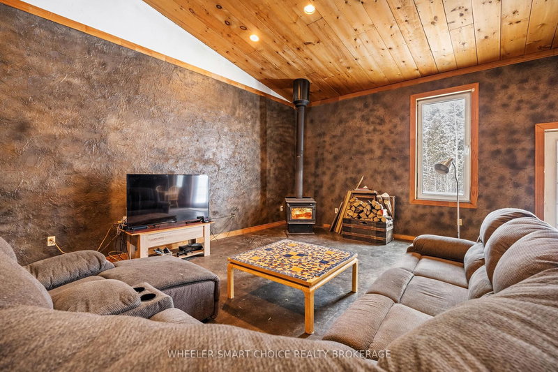 11441 Levere Rd, North Dundas, K0E 1S0 | Image 2