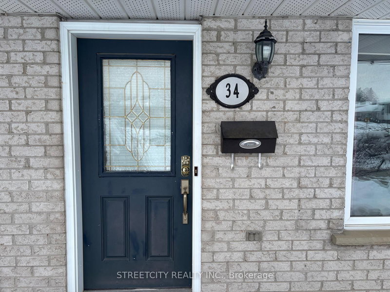 34 Glenroy Rd, London South, N5Z 3K9 | Image 2