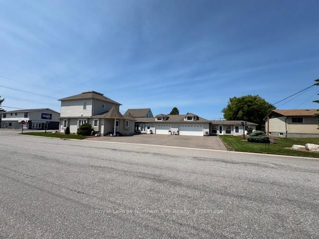 218 Nipissing Street