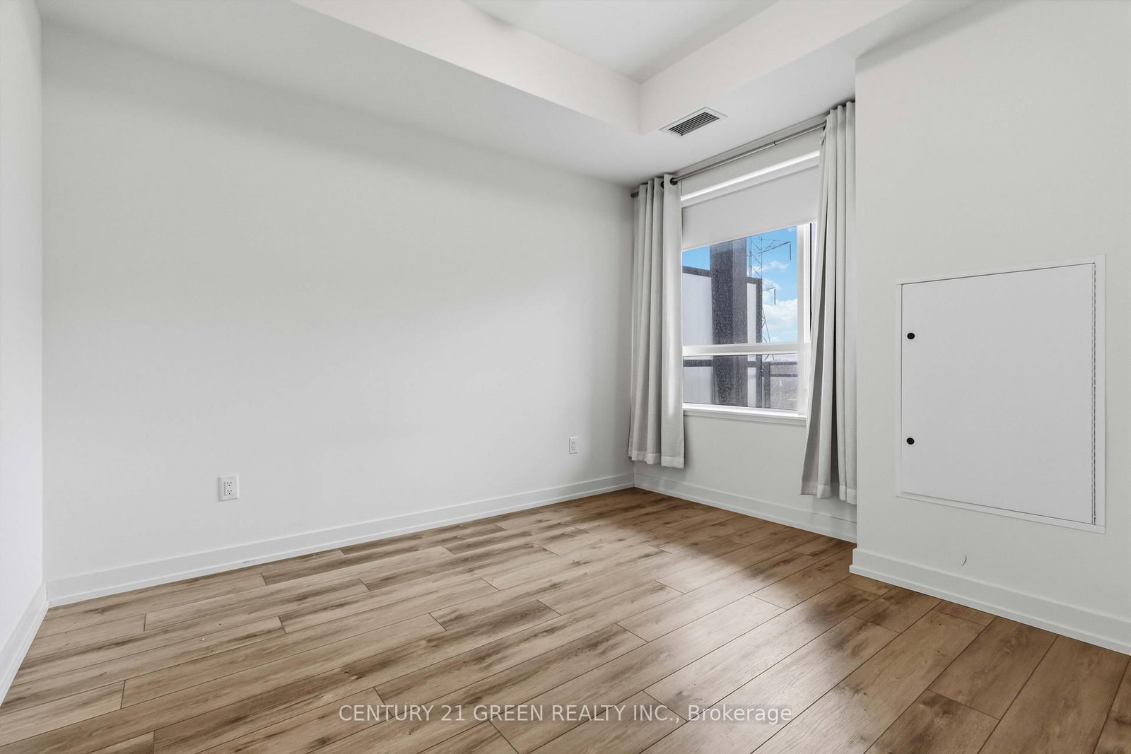 255 Northfield Drive E, Unit 407 - Photo 21