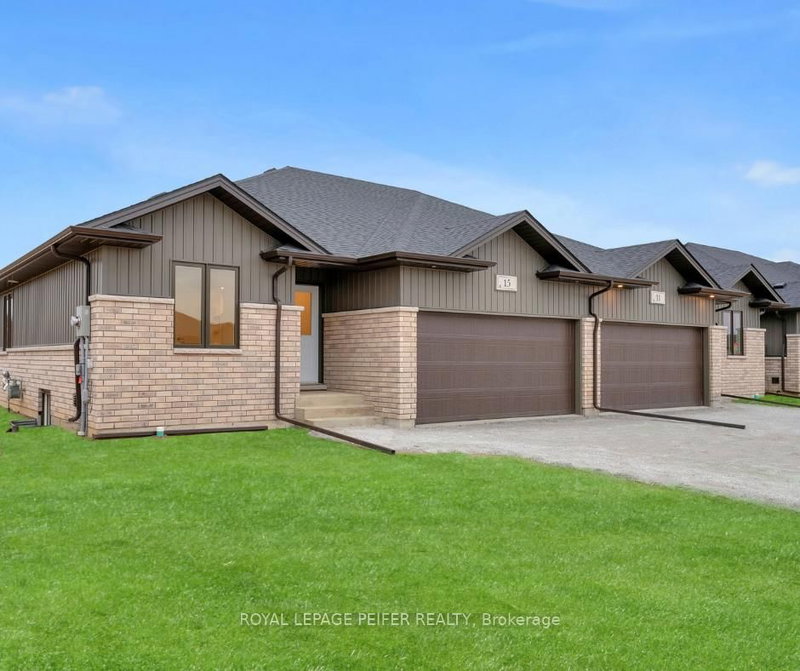 20 Cornerstone Pl, Chatham-Kent, N7M 0V8 | Image 2