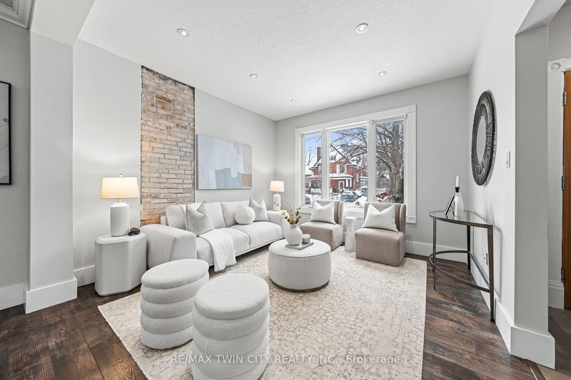 11 Heins Ave, Kitchener, N2G 1Z7 | Image 3