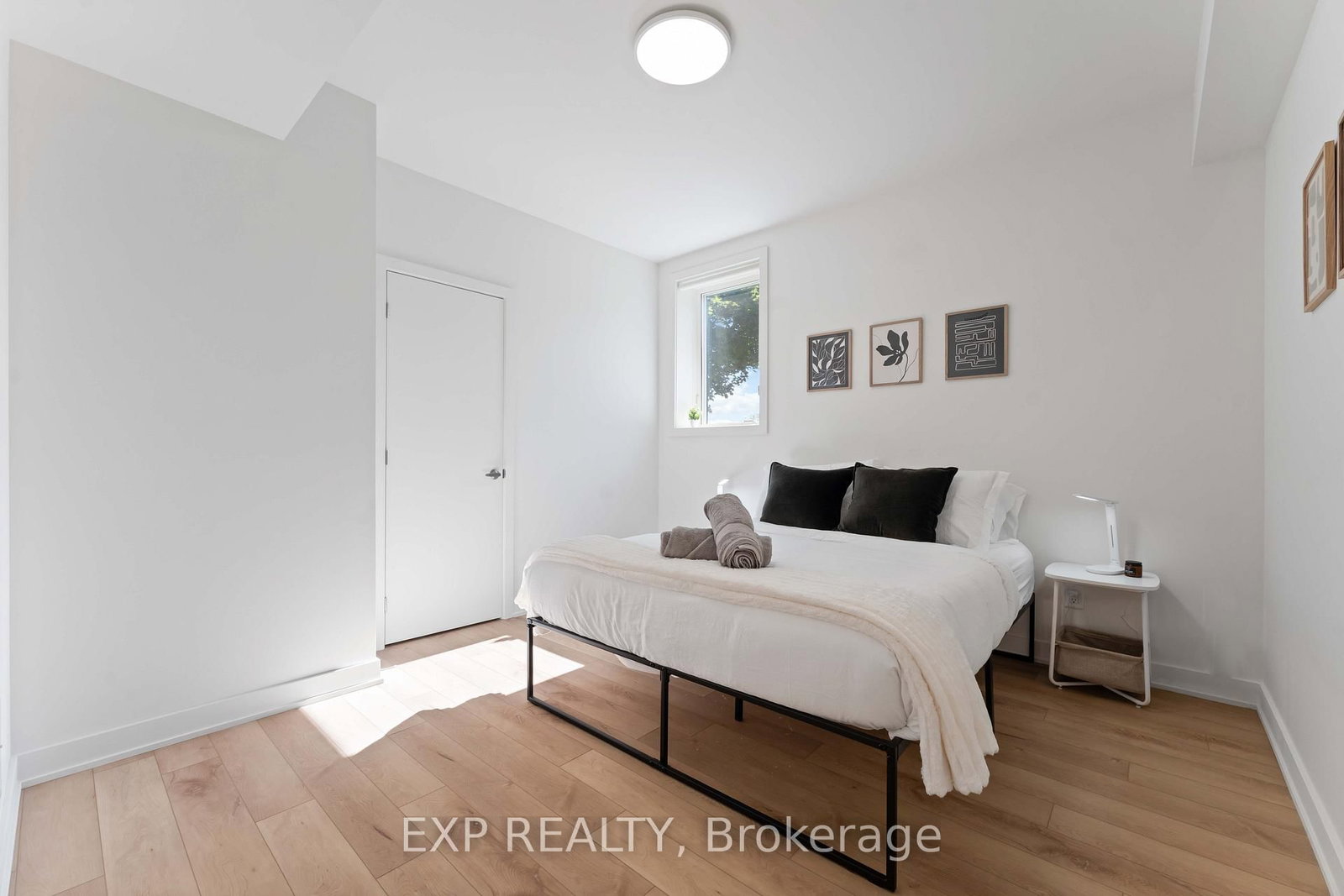 844 Connaught Avenue - Photo 11