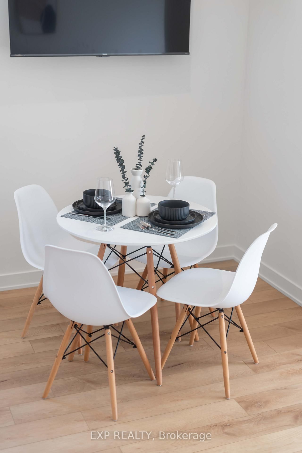 844 Connaught Avenue - Photo 22