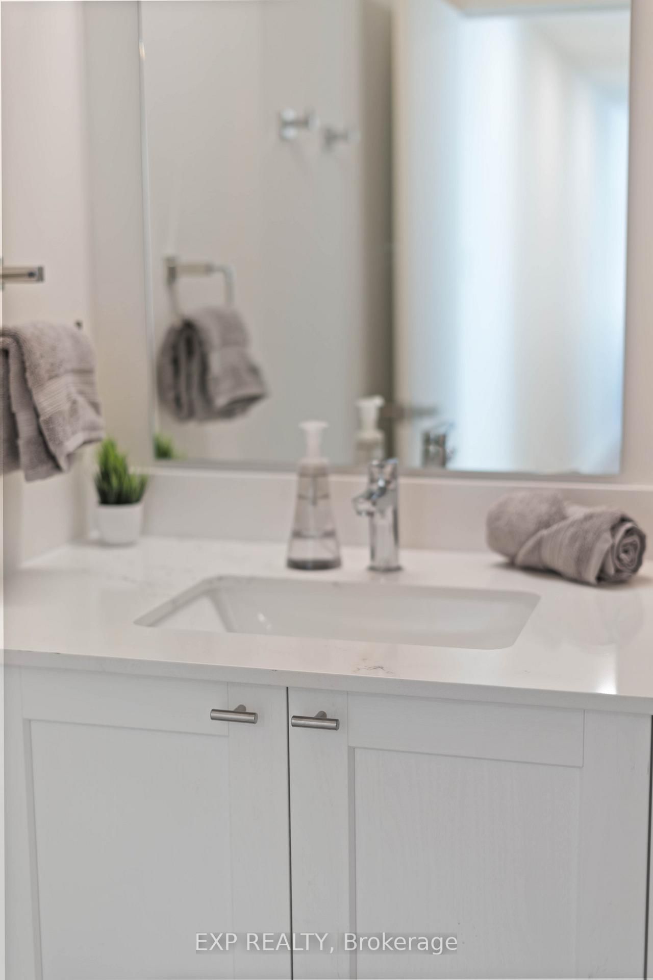 844 Connaught Avenue - Photo 28