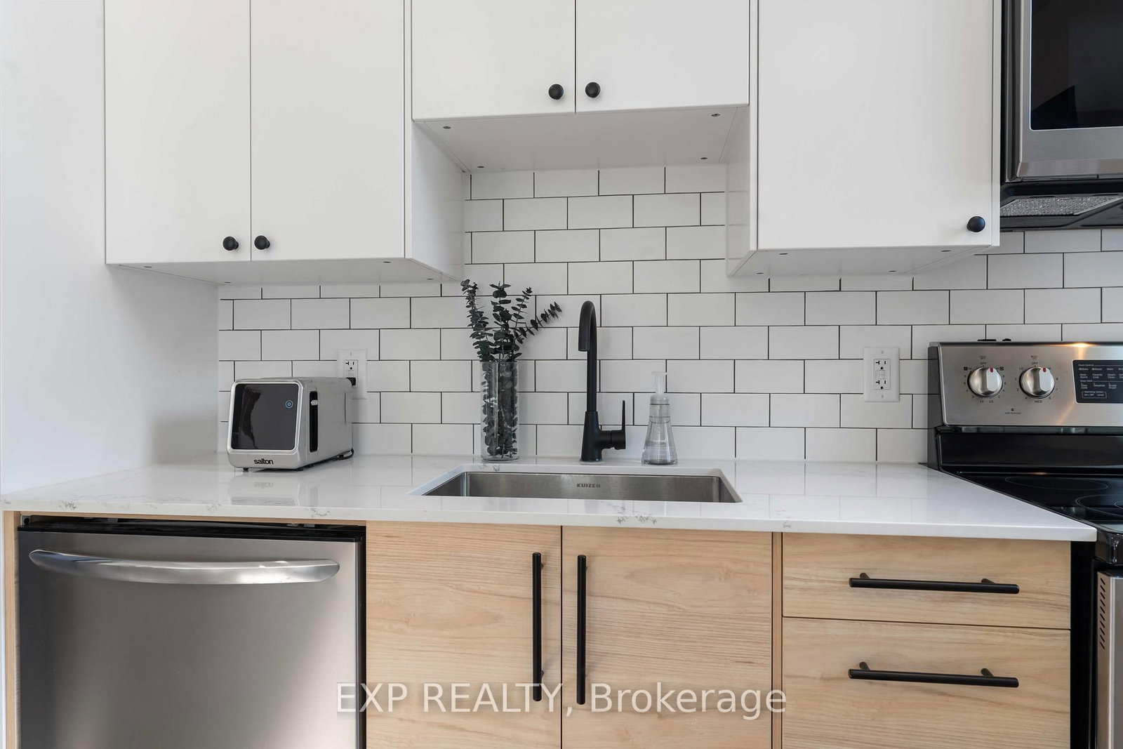 844 Connaught Avenue - Photo 31