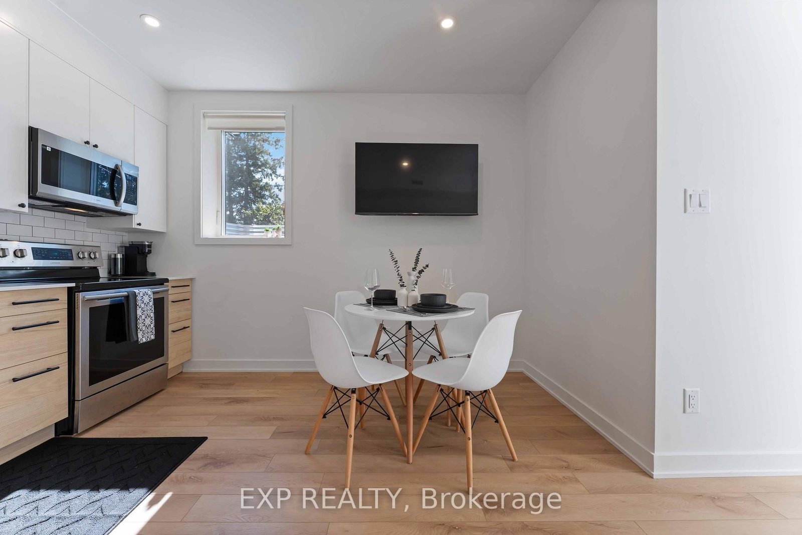 844 Connaught Avenue - Photo 8