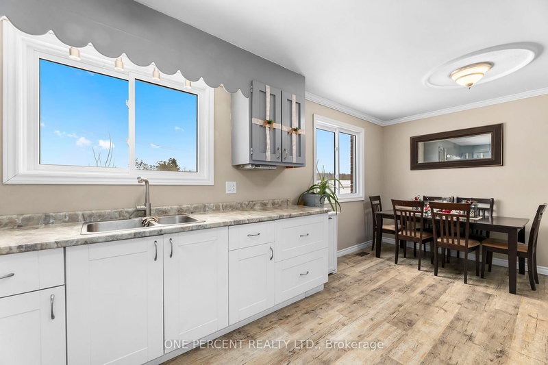 6077 Hwy 35, Kawartha Lakes, K0M 1N0 | Image 2