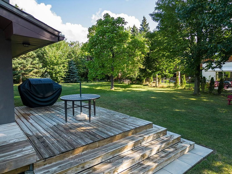 104 Ridgeview Dr, Blue Mountains, L9Y 3Z2 | Image 2