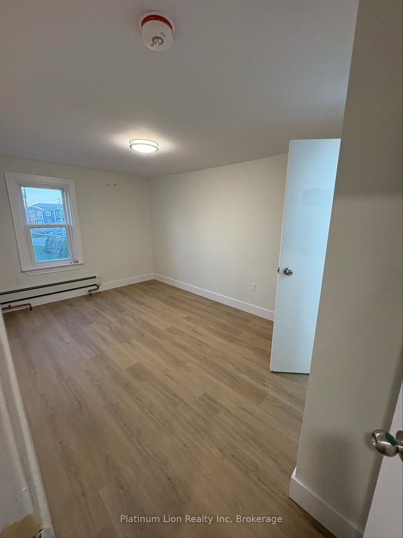 8 - 803 King St, Port Colborne, L3K 4J3 | Image 2