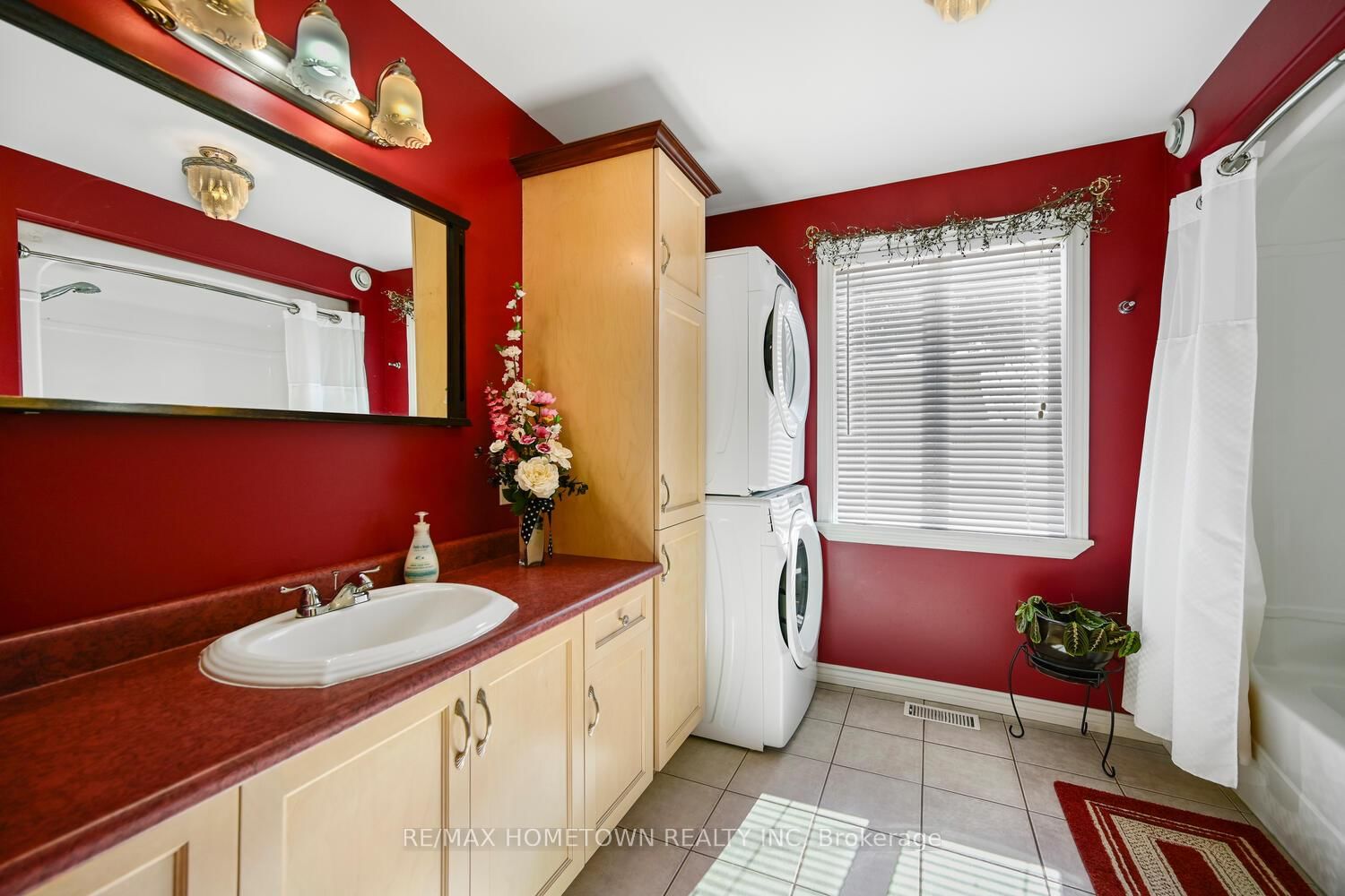 Detached House for sale at 8121 Main Street, Augusta, Ontario, K0G 1R0 - Augusta Twp - MLS: X12643094