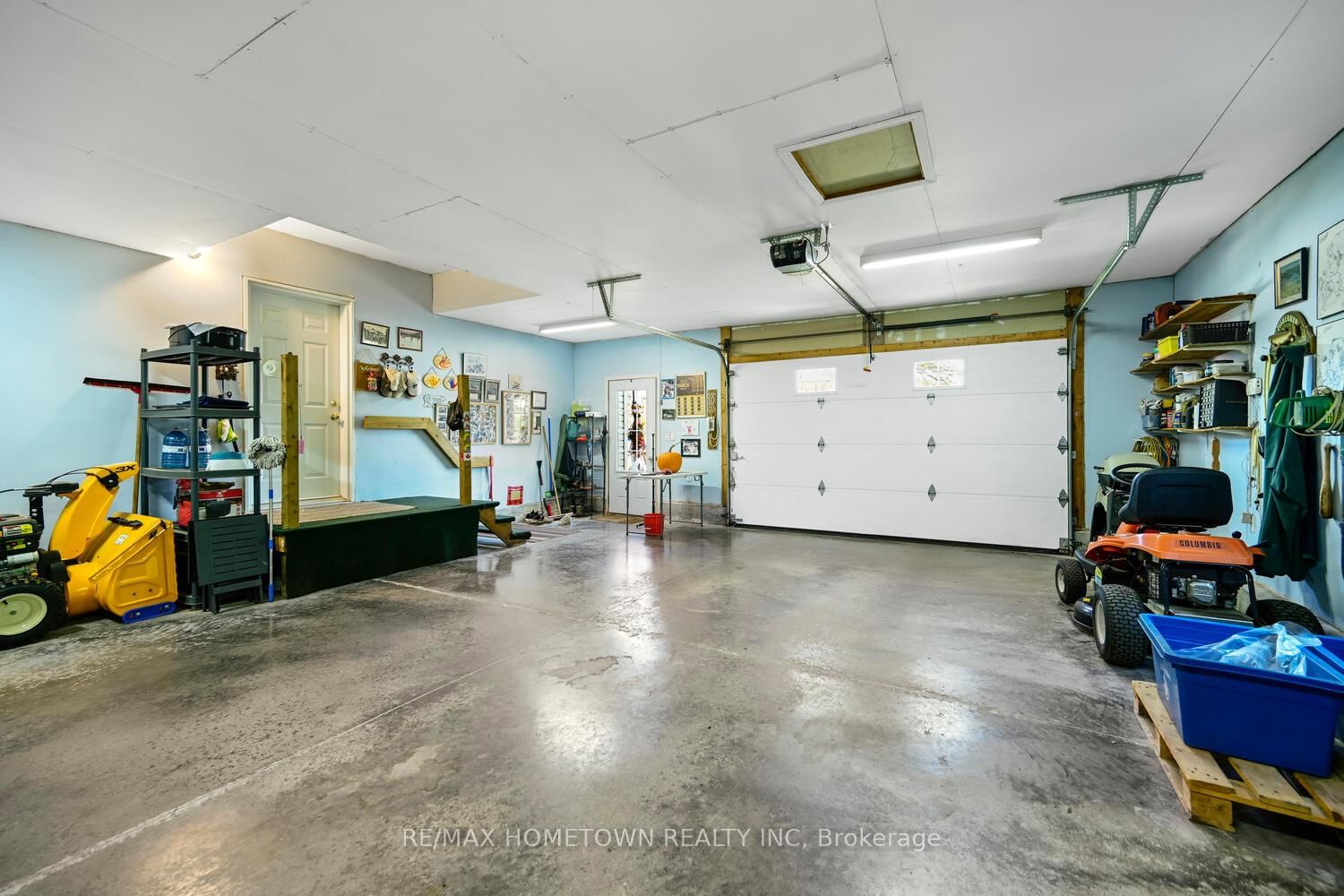 Detached House for sale at 8121 Main Street, Augusta, Ontario, K0G 1R0 - Augusta Twp - MLS: X12643094