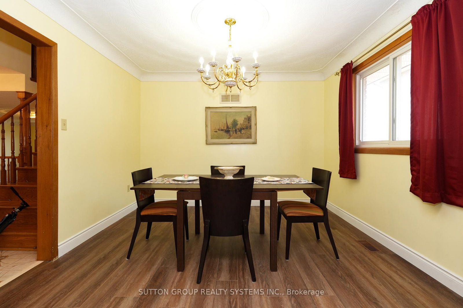 Listing Image 7