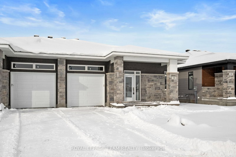 1086 Moore St, Brockville, K6V 0H2 | Image 3