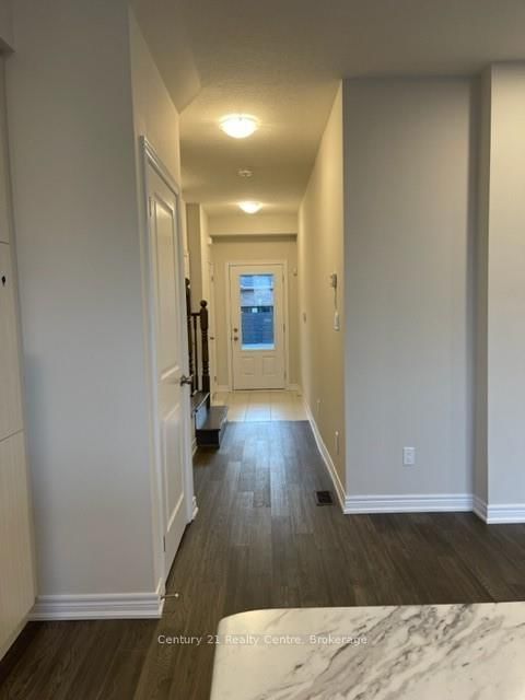 6 Mockingbird Lane, Hamilton, L8E 0K7 | Image 3