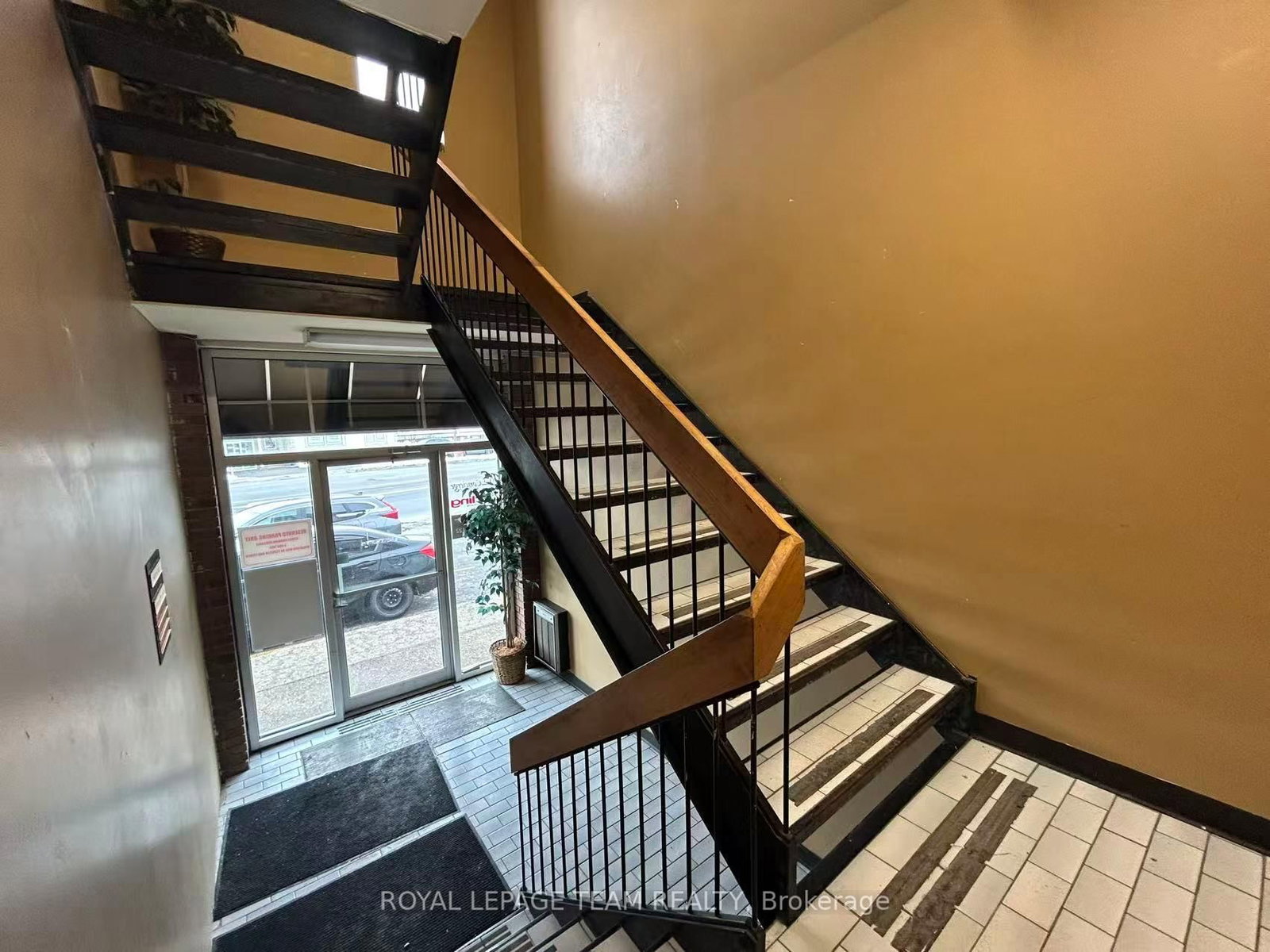 1695 Bank Street, Unit 201 - Photo 11