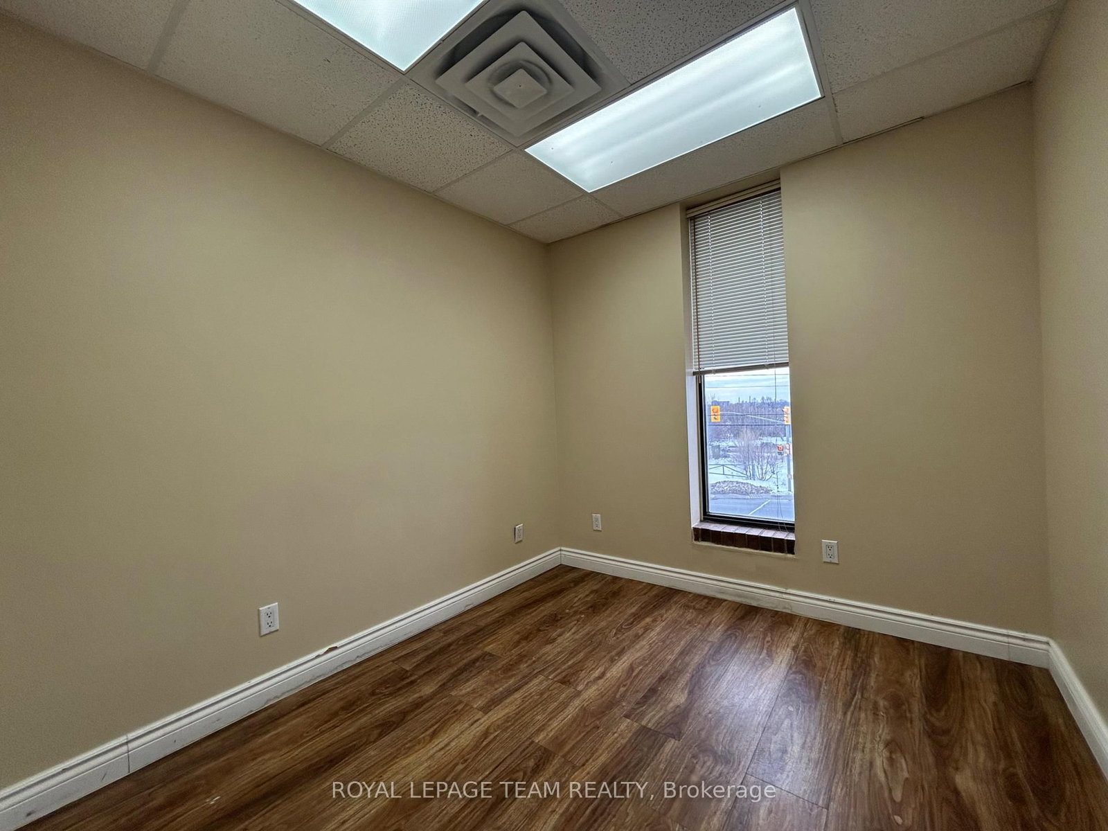 1695 Bank Street, Unit 201 - Photo 22