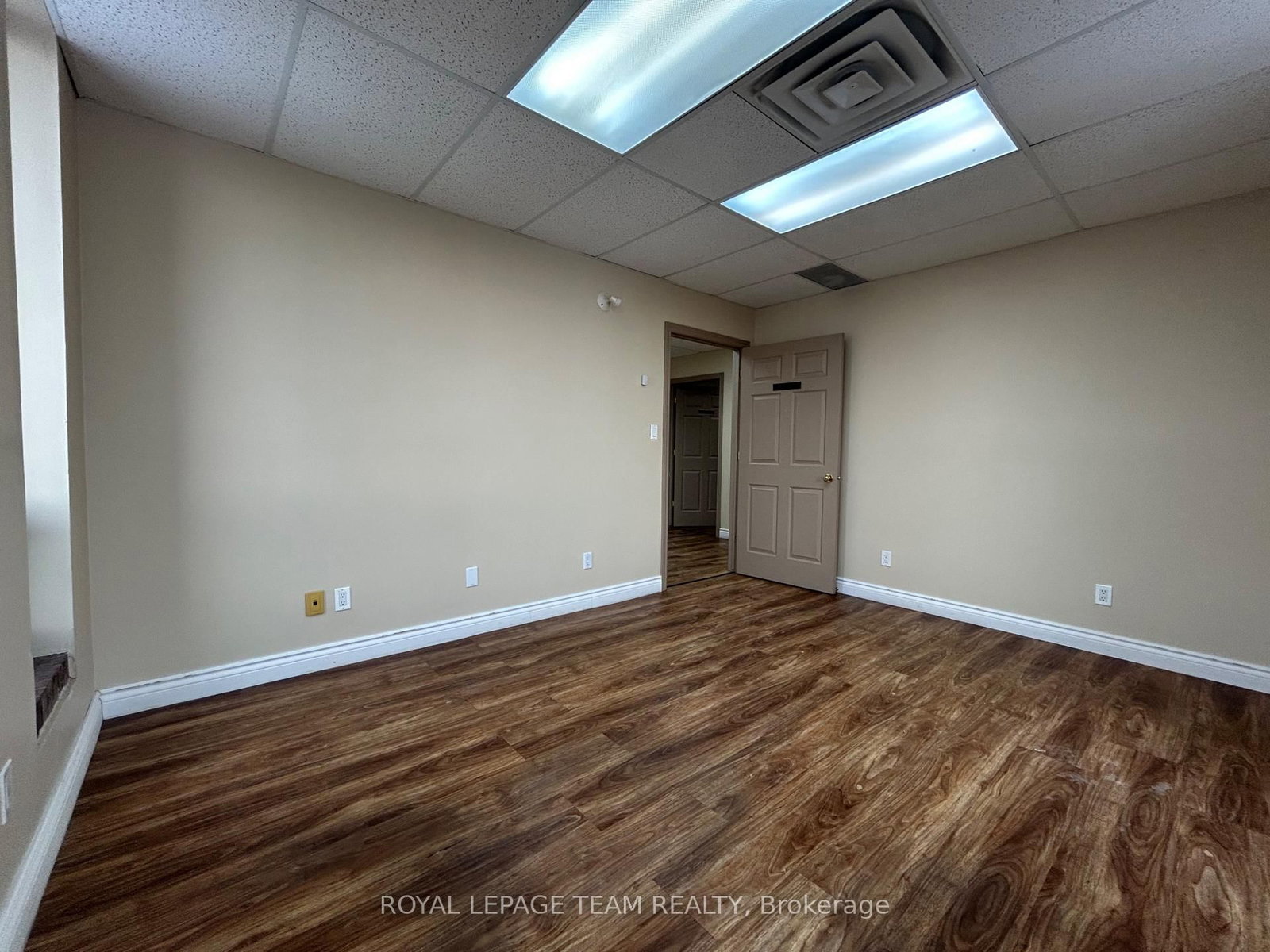 1695 Bank Street, Unit 201 - Photo 26