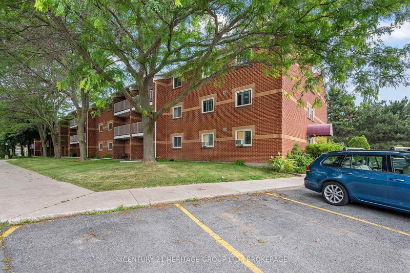 114 - 573 Armstrong Rd E, Kingston, K7M 8J8 | Image 2