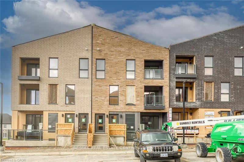 home for lease on C017-10 Urbane Boulevard