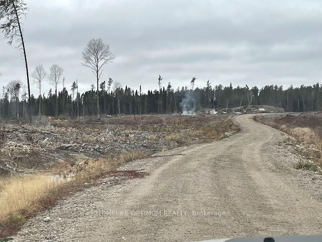 PCL 7576 0 N • Dryden, ON photo 9