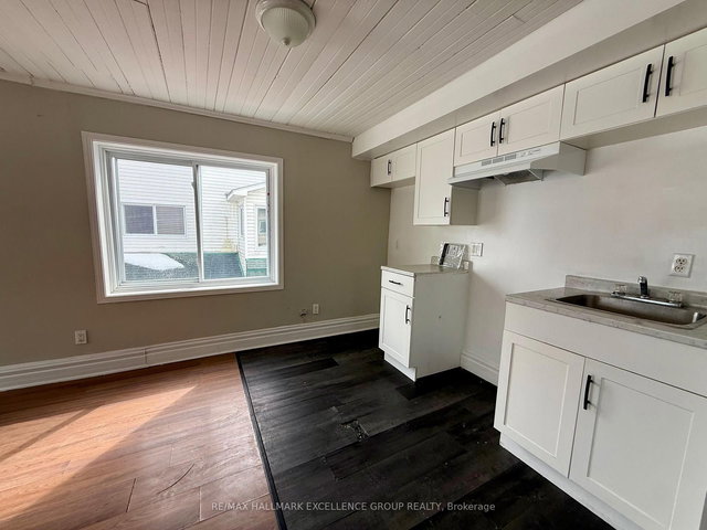 3778 Champlain Street