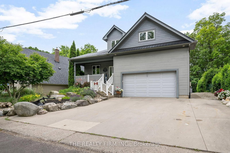 210 Cornell Dr E, Central Elgin, N5L 1A5 | Image 3