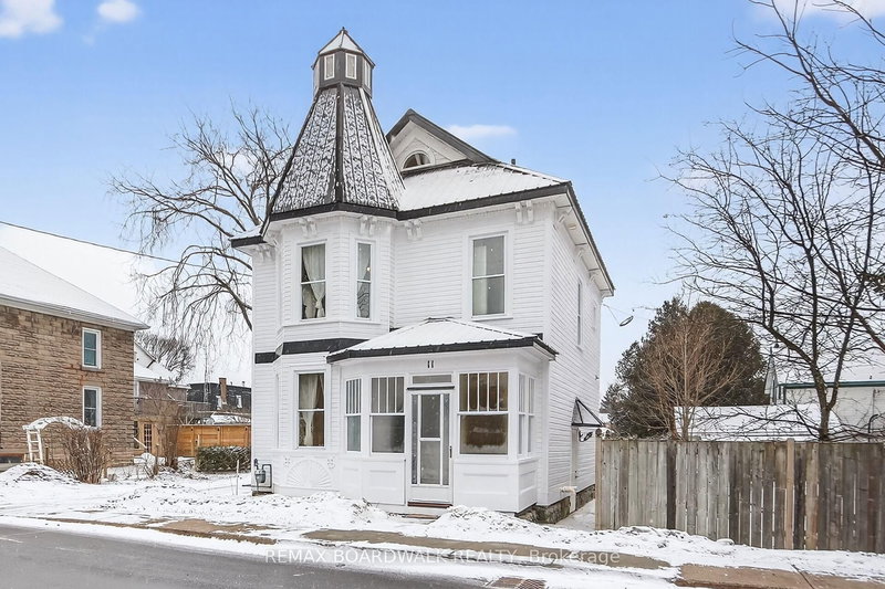 11 Alfred St, Smiths Falls, K7A 4H6 | Image 2
