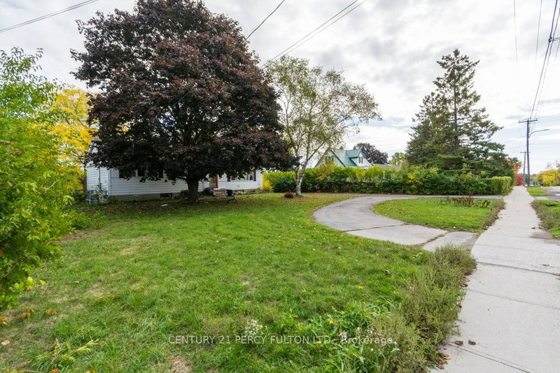 Main - 71 Prince Of Wales Dr, Belleville, K8P 2T6 | Image 3