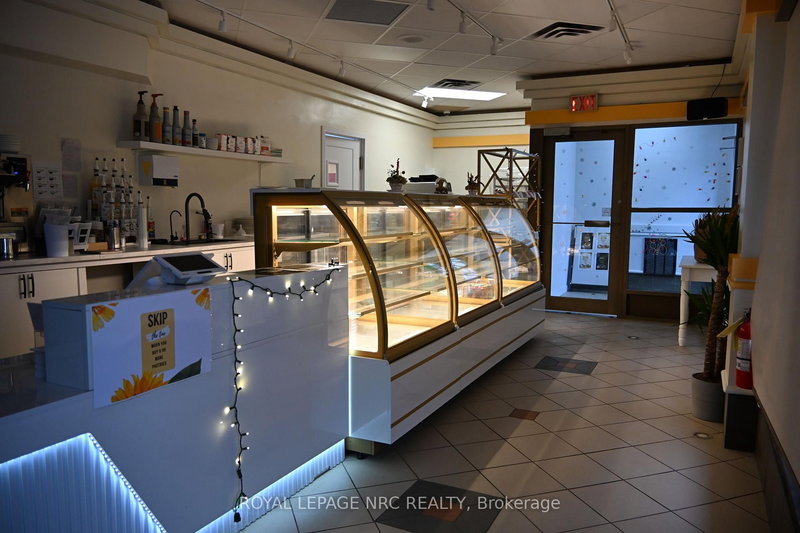 101 - 50 Lakeport Rd, St. Catharines, L2N 4P7 | Image 3