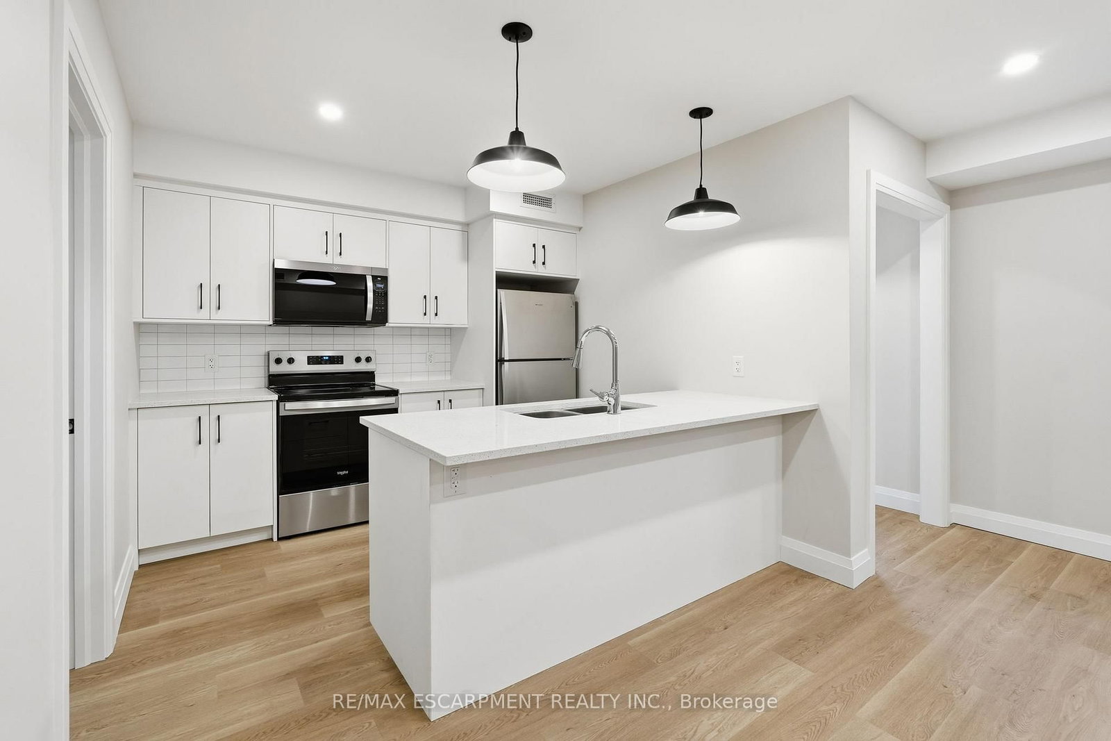 231 Park Street N, Unit 2