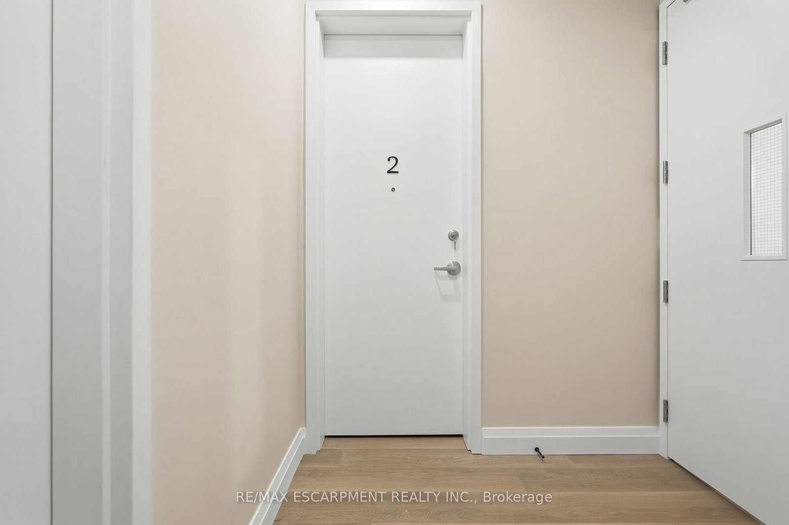 231 Park Street N, Unit 2 - Photo 5