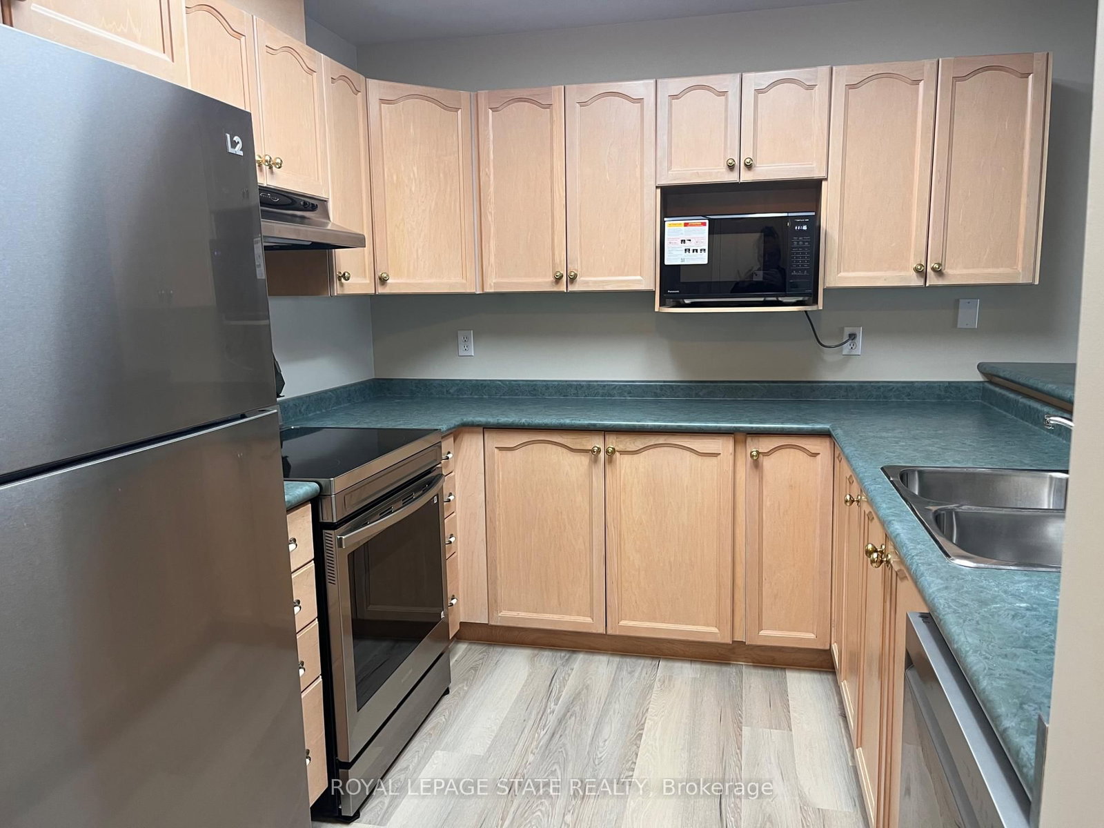 210 Main Street E • #203 • Haldimand, ON photo 13