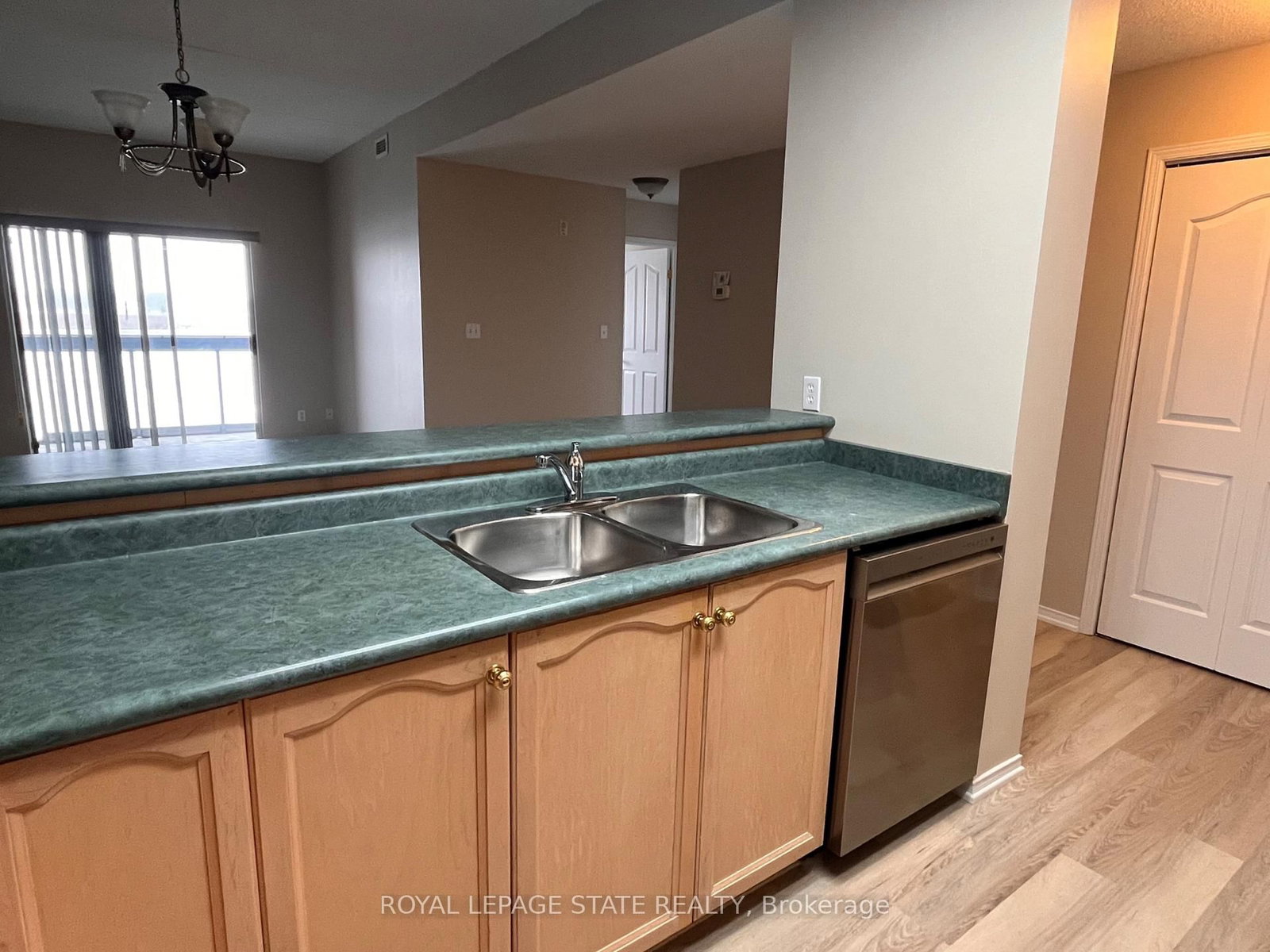210 Main Street E • #203 • Haldimand, ON photo 17