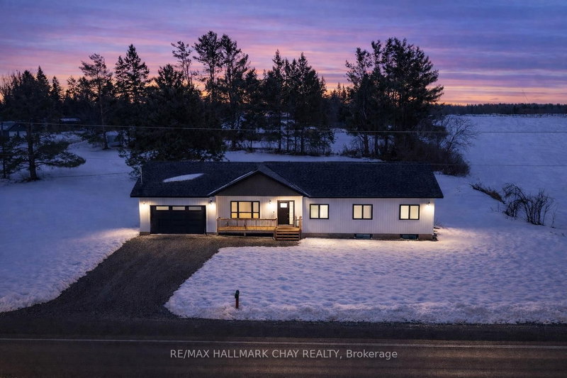 122 Day Dr, Kawartha Lakes, L3V 6H5 | Image 2