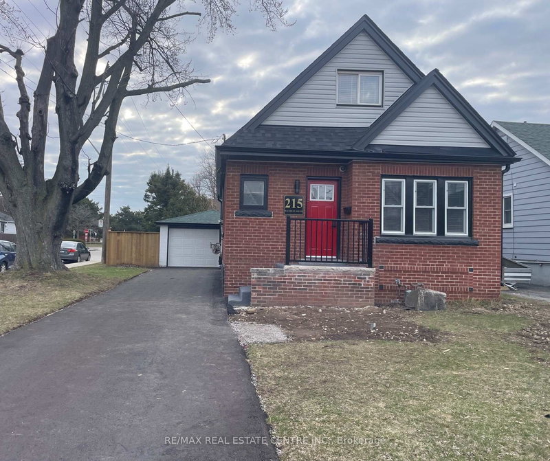 215 Walter Ave S, Hamilton, L8K 3L3 | Image 2