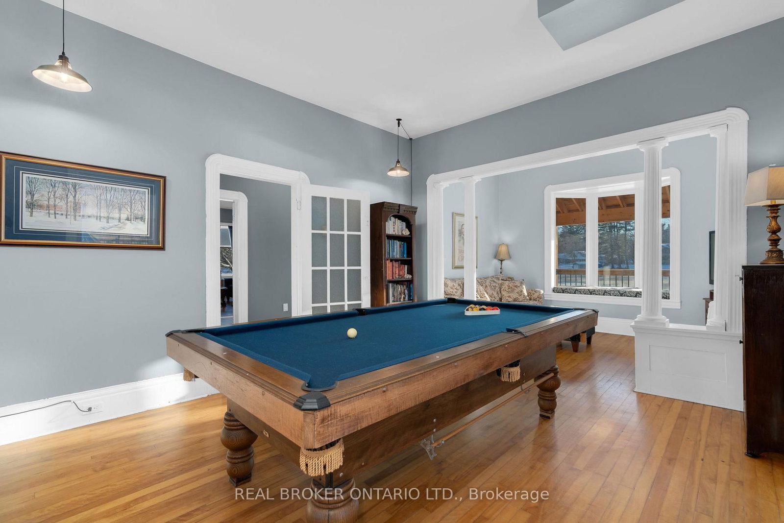 Listing Image 11